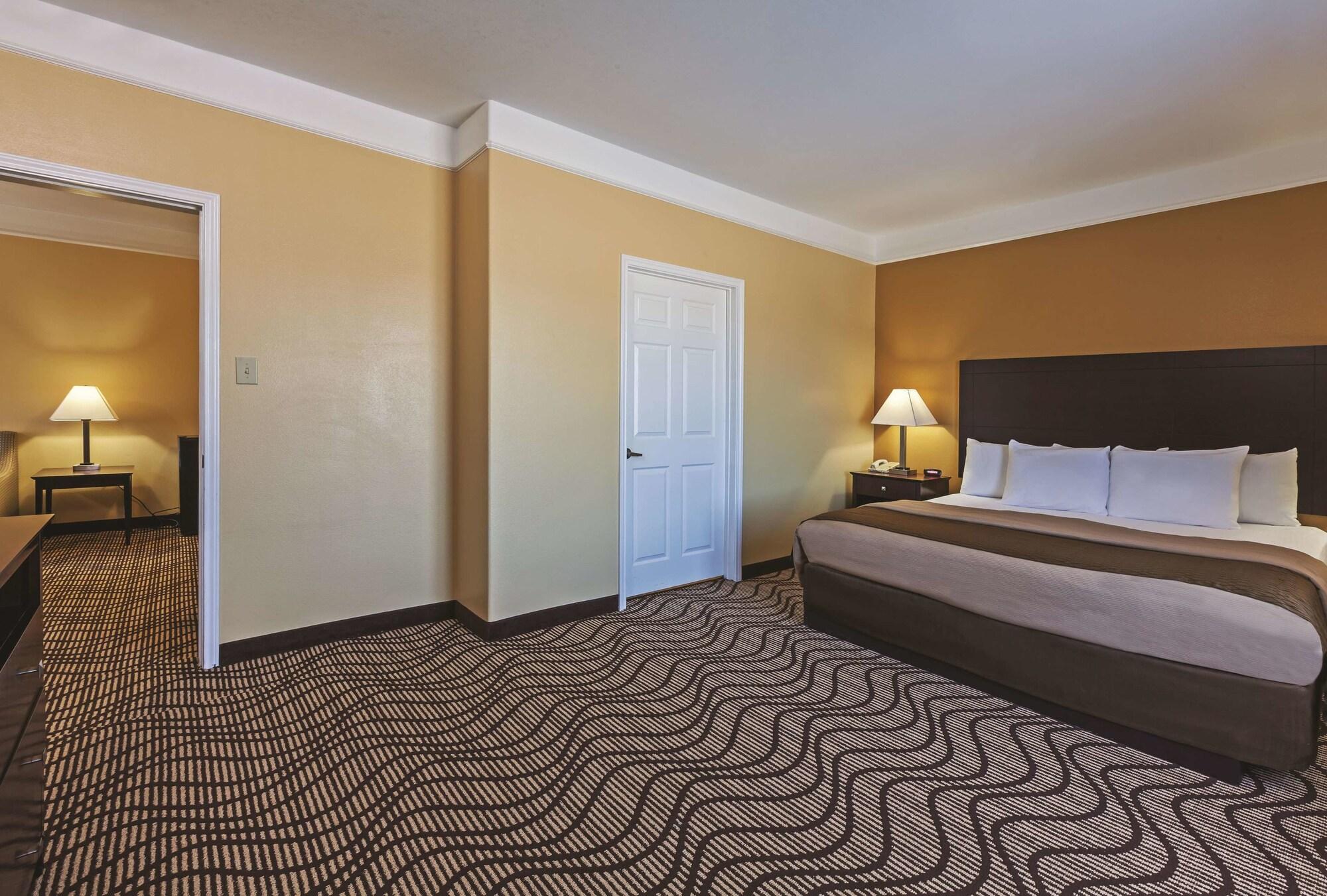Hotel La Quinta By Wyndham Angleton Exterior foto